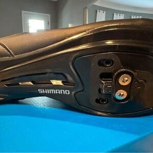 Shimano unisex spin class shoes